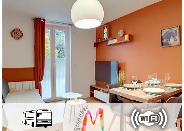Stop Chez M Select Saga # Qualite # Confort # Simplicite Apartament